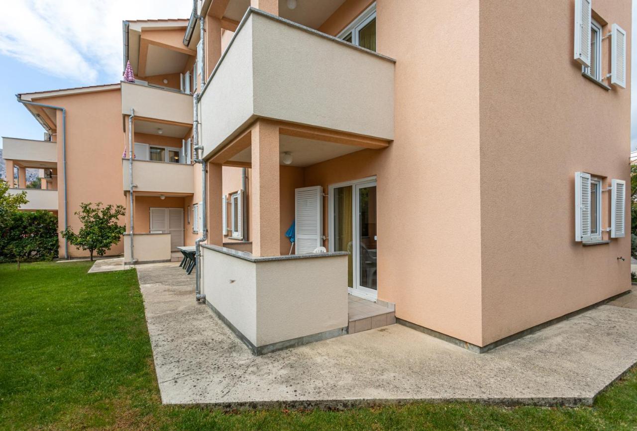 Apartments Crnekovic IV Baska  Exterior photo